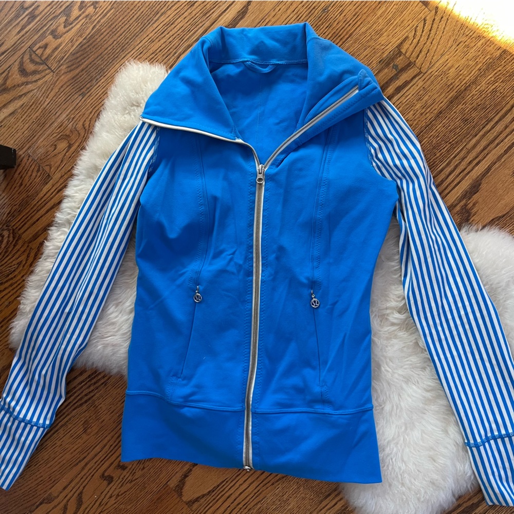 LULULEMON Daily Yoga Jacket